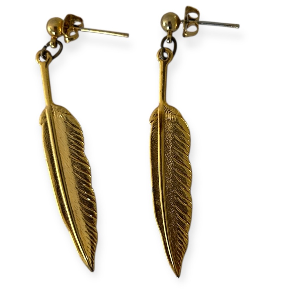 Vintage 80’s Gold Tone Feather Drop Earrings - Picture 10 of 14